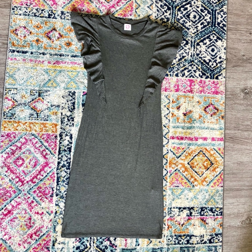 Grey Ruffle Sleeved Casual Dress-Size Small